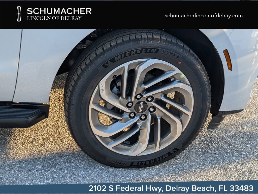 New 2026 Lincoln Navigator L Premier AWD/4WD image 9