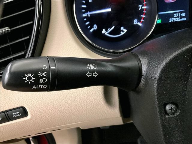 Used 2017 Nissan Rogue SV AWD/4WD image 30
