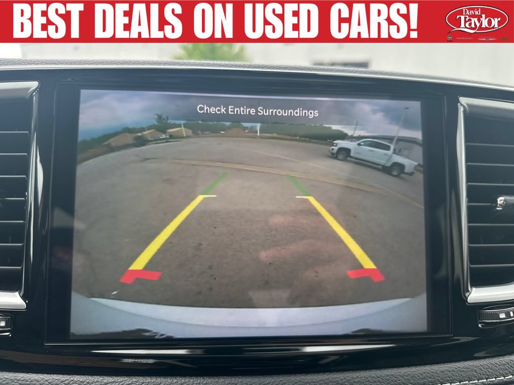 Used 2023 Chrysler Pacifica Limited w/ Uconnect Theater Family Group AWD/4WD image 14