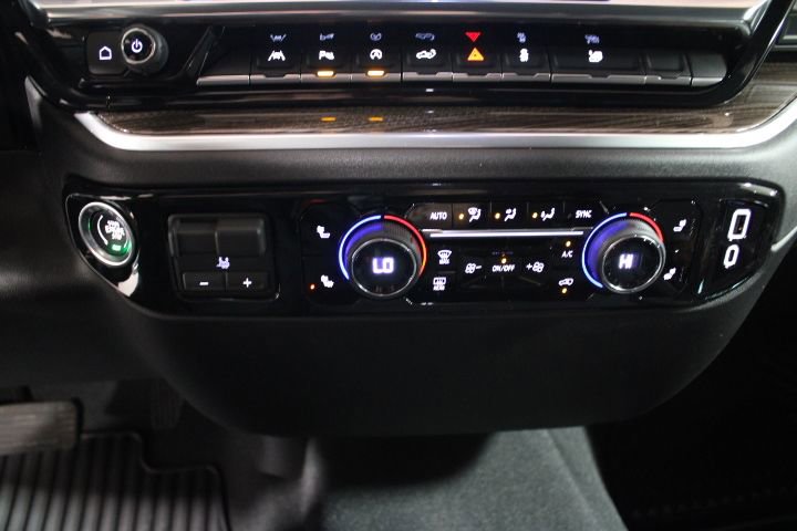 New 2026 Chevrolet Silverado 1500 LT w/ Safety Package AWD/4WD image 34
