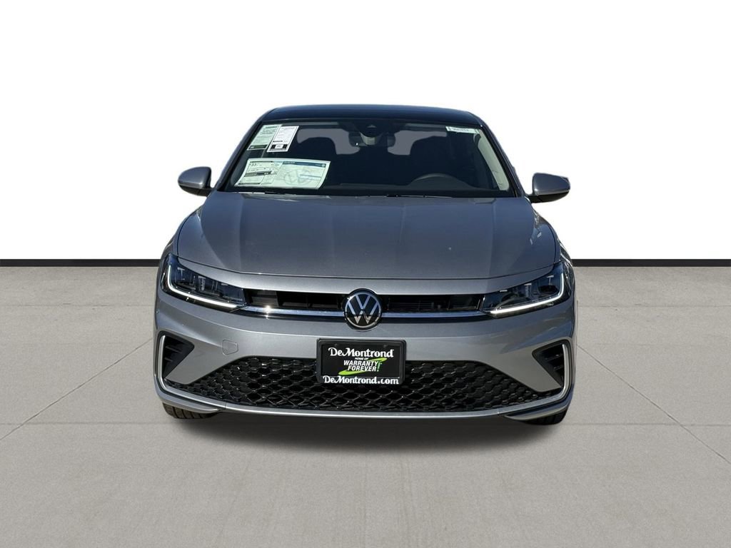 New 2026 Volkswagen Jetta SE image 2
