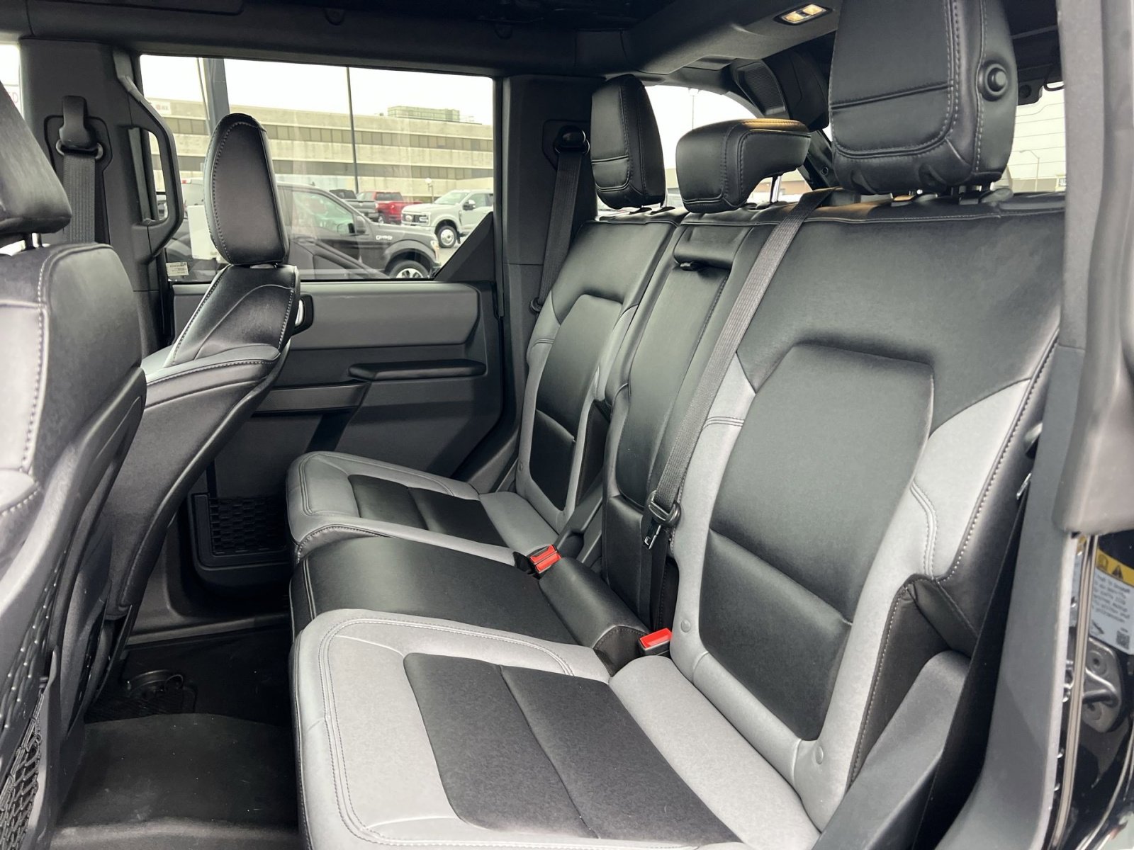 Used 2024 Ford Bronco Big Bend image 24