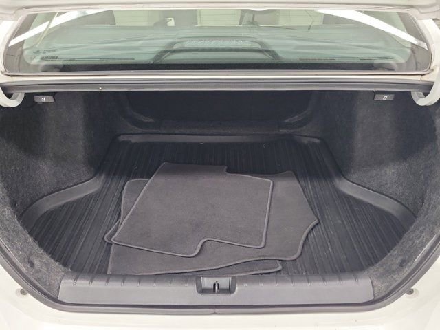 Certified 2019 Honda Insight Touring image 9