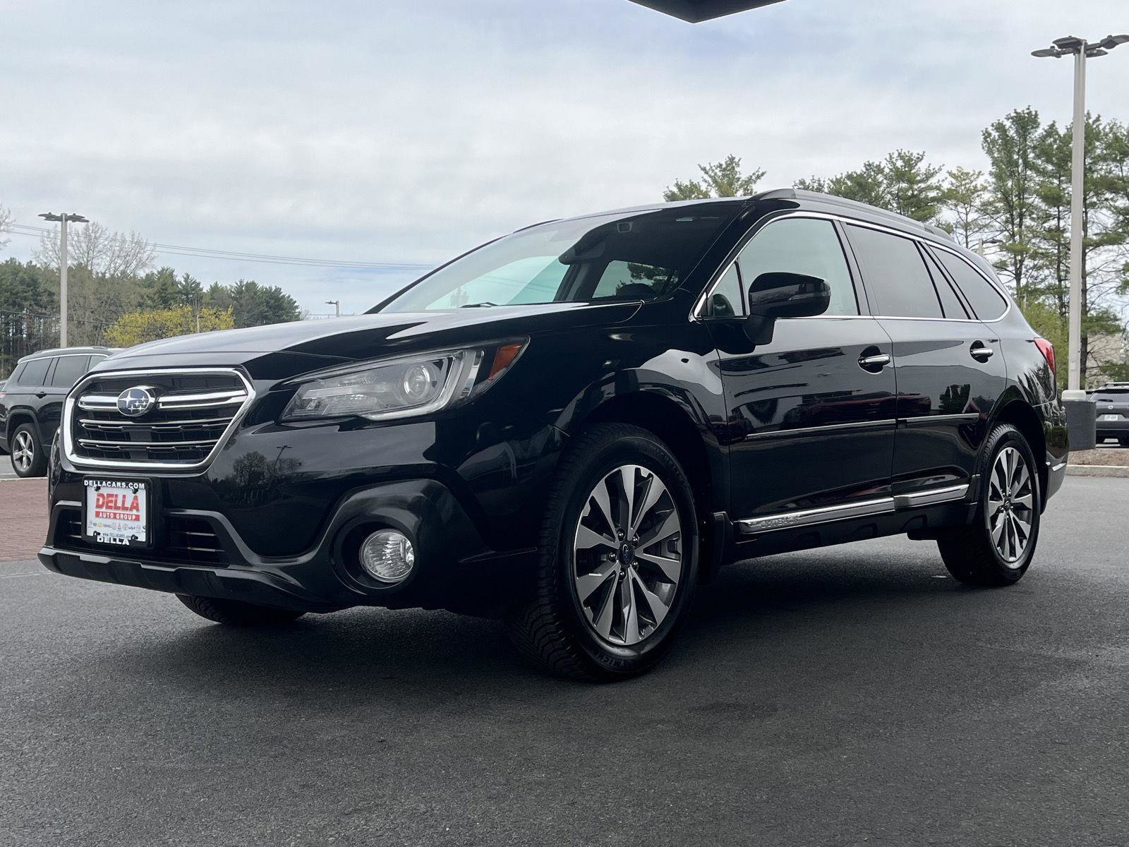 Used 2018 Subaru Outback 2.5i Touring AWD/4WD image 12