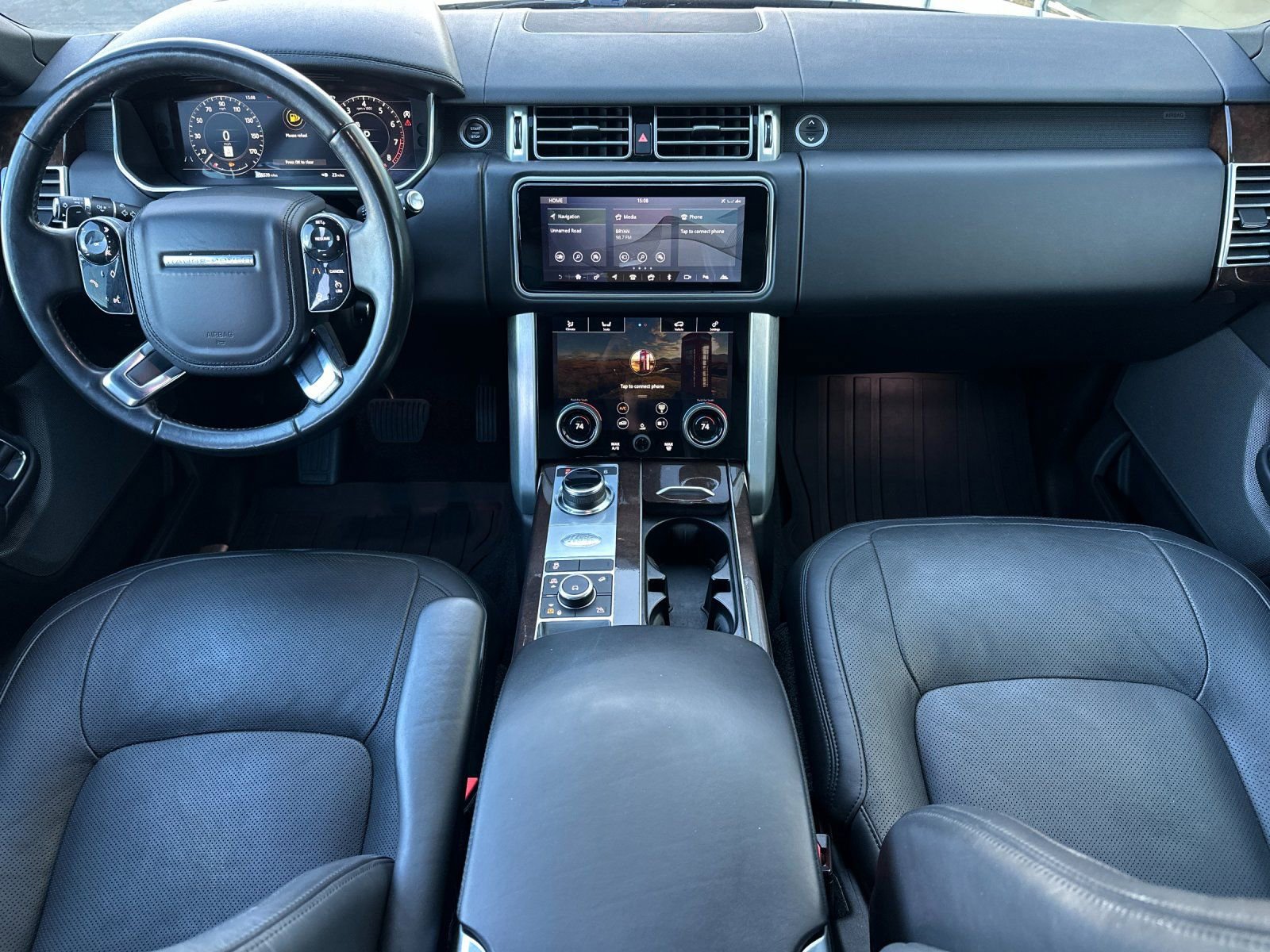 Used 2020 Land Rover Range Rover HSE image 12