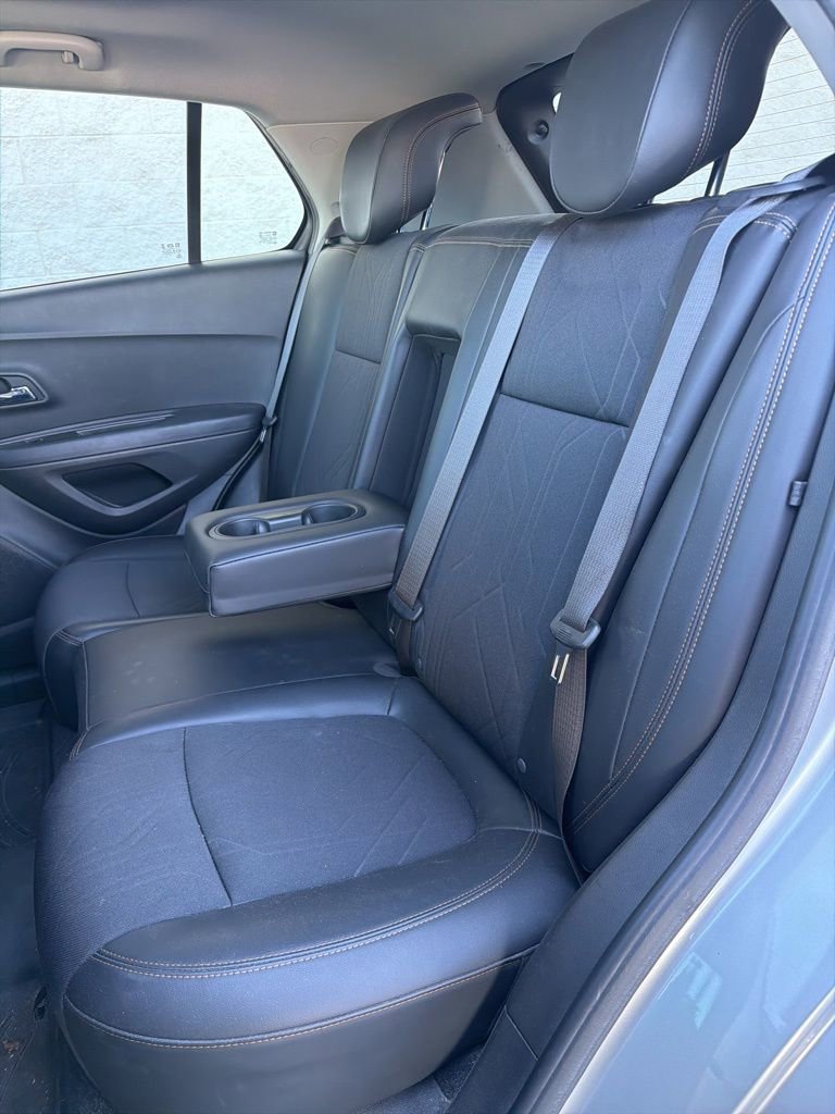 Used 2017 Chevrolet Trax LT w/ LT Convenience Package image 23