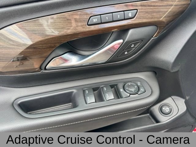 Used 2020 GMC Terrain Denali w/ Denali Premium Package AWD/4WD image 13