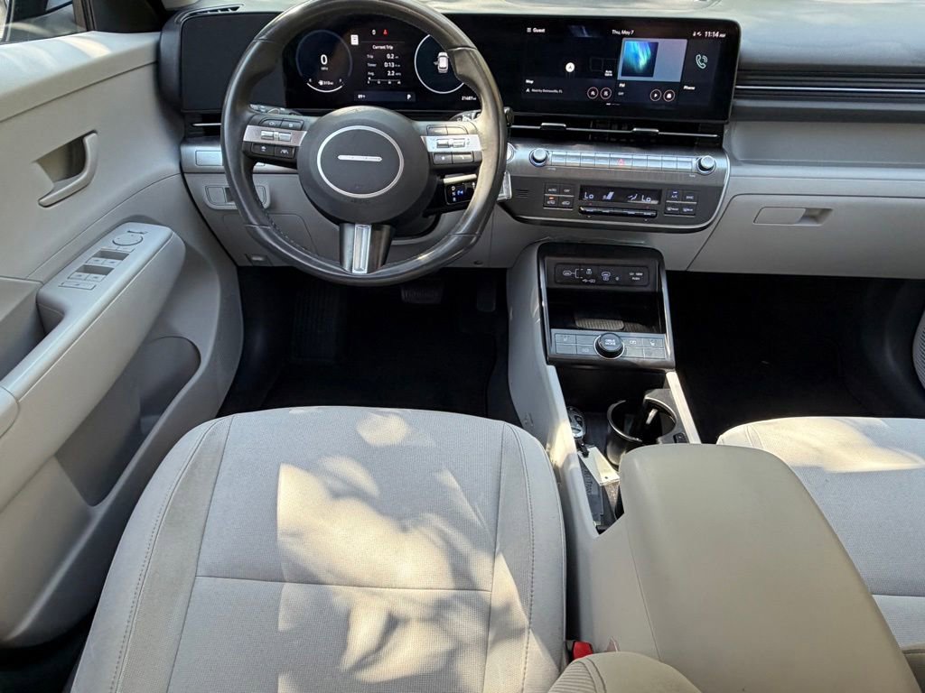 Used 2024 Hyundai Kona SEL w/ Convenience Package FWD image 15