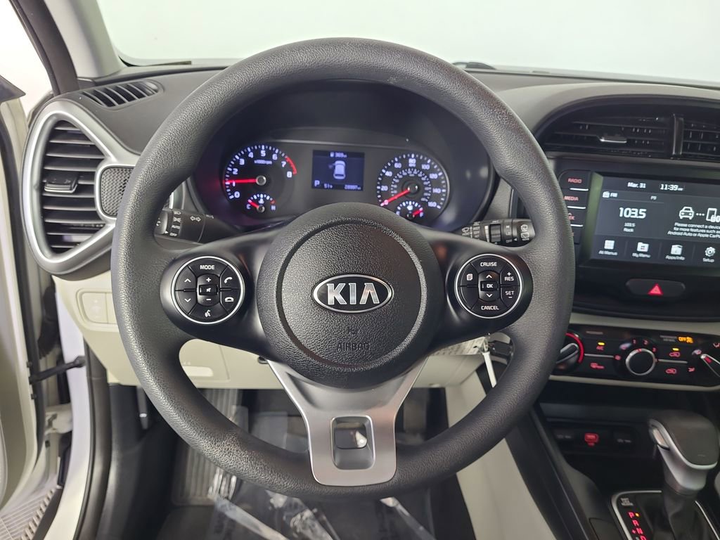 Used 2021 Kia Soul LX image 12