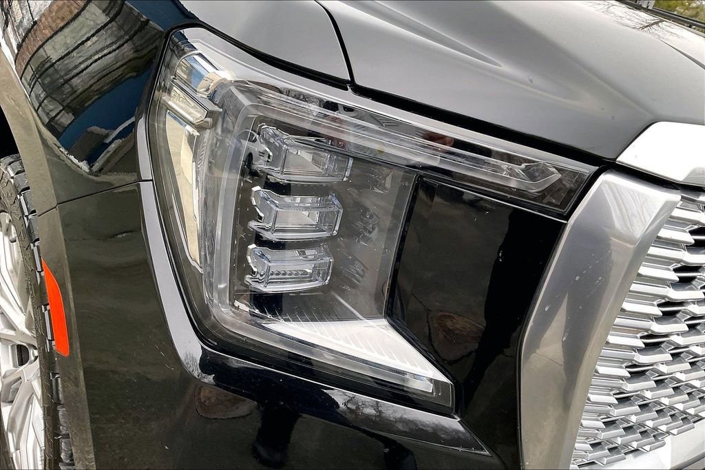 Used 2021 GMC Yukon Denali w/ Denali Ultimate Package image 33