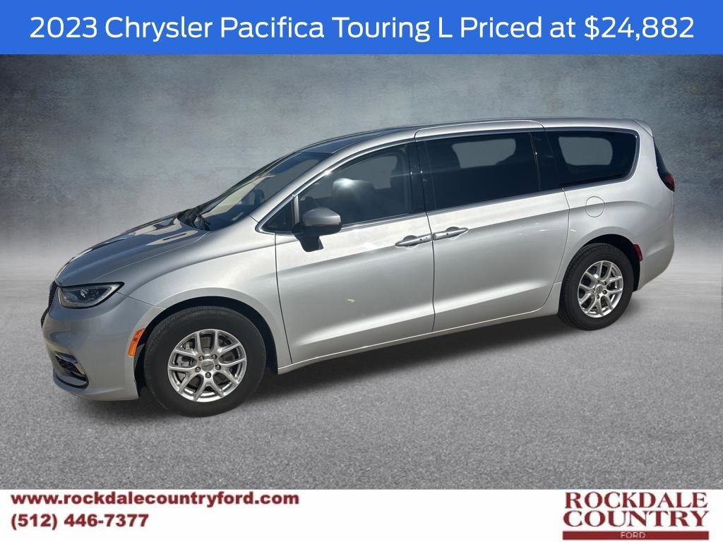 Used 2023 Chrysler Pacifica Touring-L