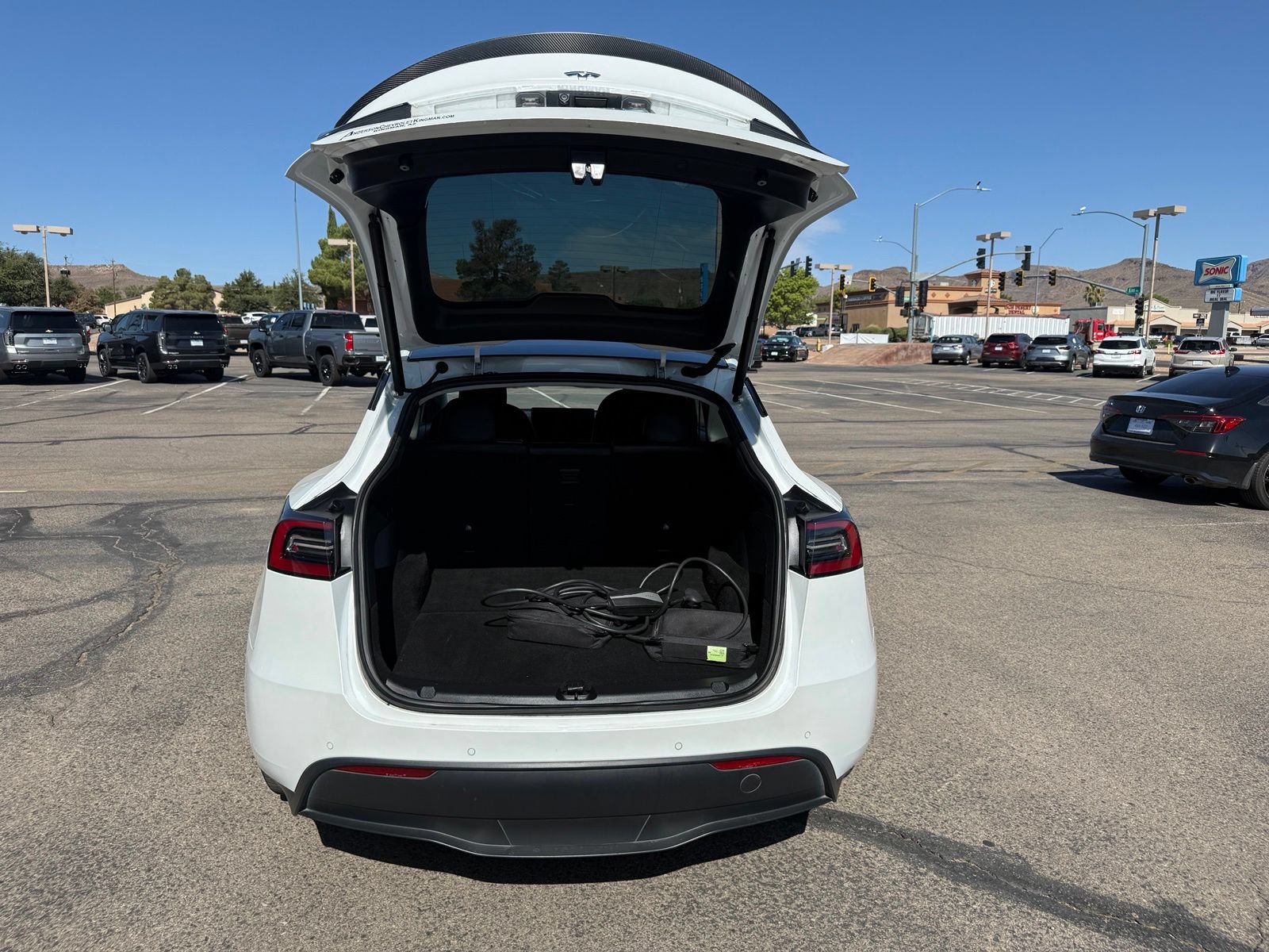 Used 2022 Tesla Model Y Performance AWD/4WD image 32
