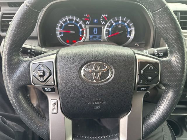 Used 2015 Toyota 4Runner SR5 AWD/4WD image 17