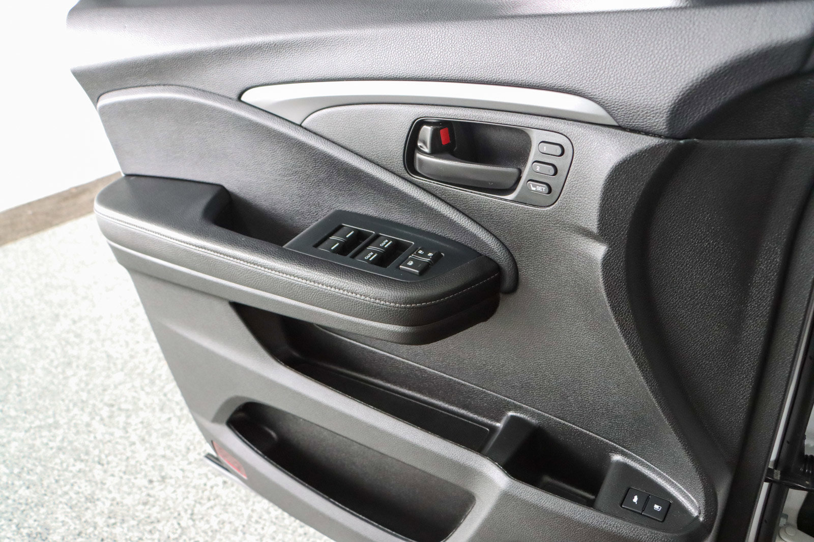 Used 2023 Honda Passport EX-L image 23