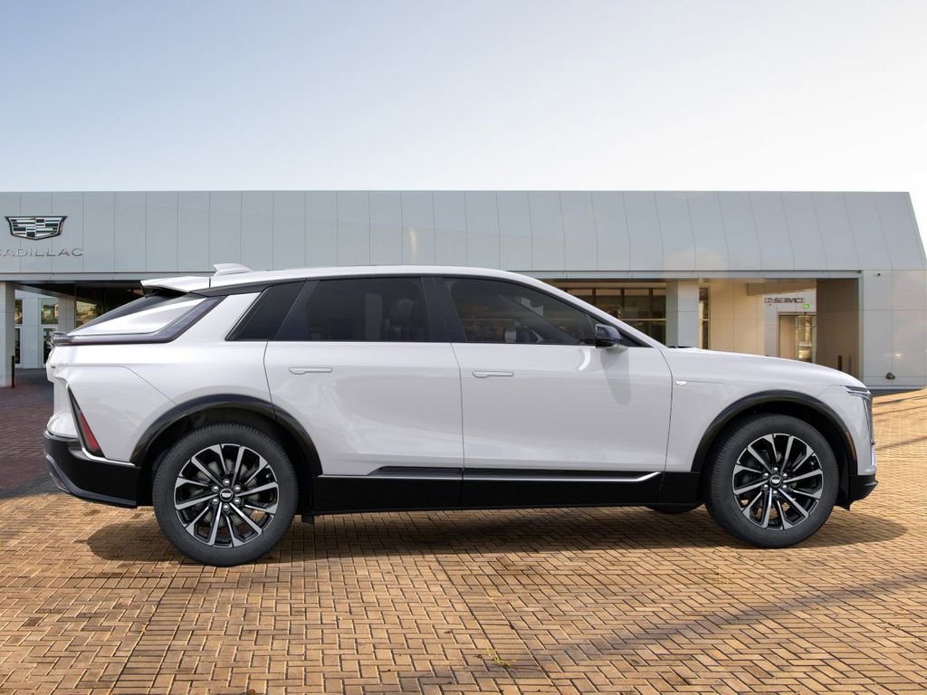 New 2024 Cadillac Lyriq Sport image 5