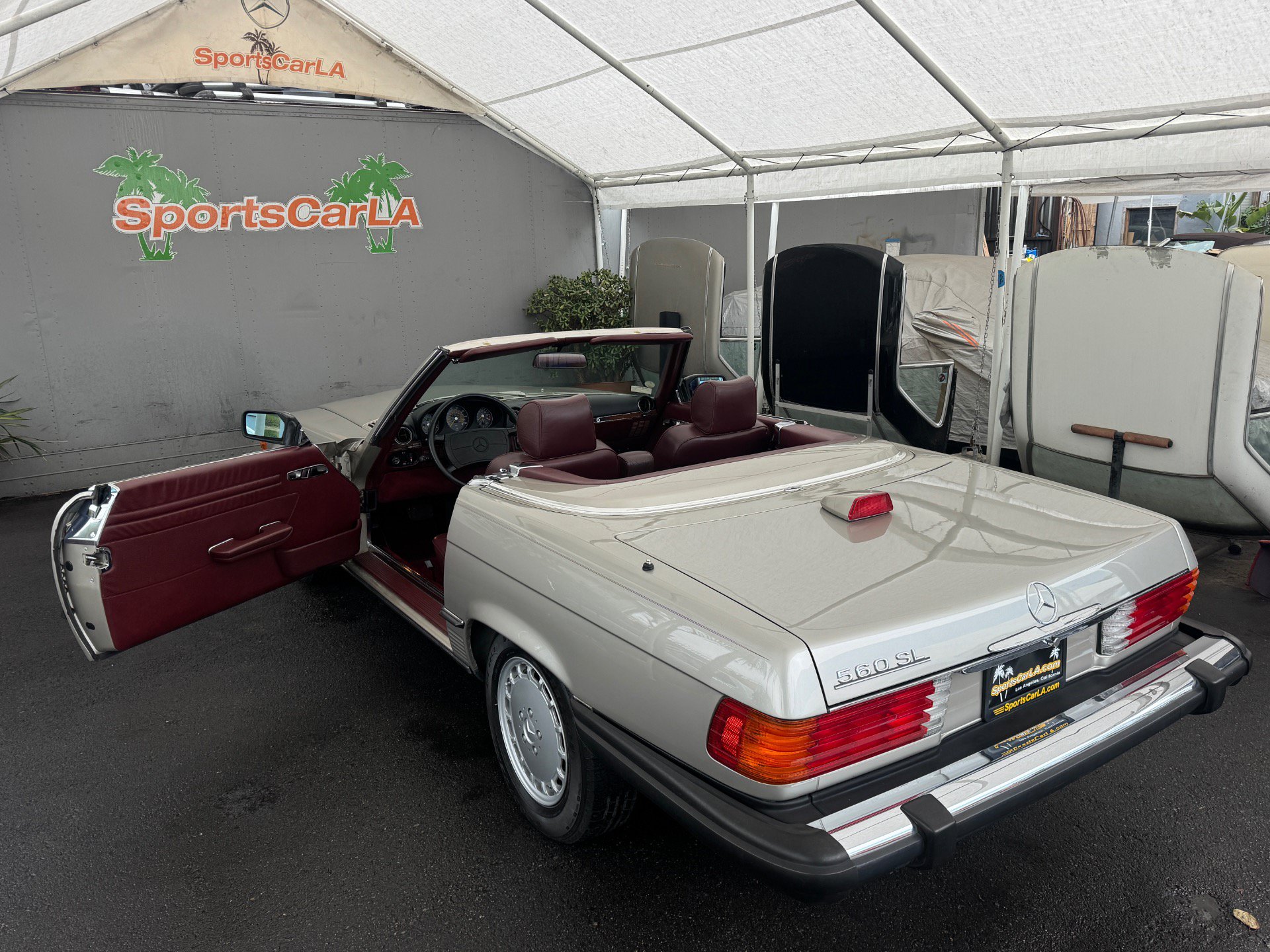 Used 1987 Mercedes-Benz 560 SL image 5