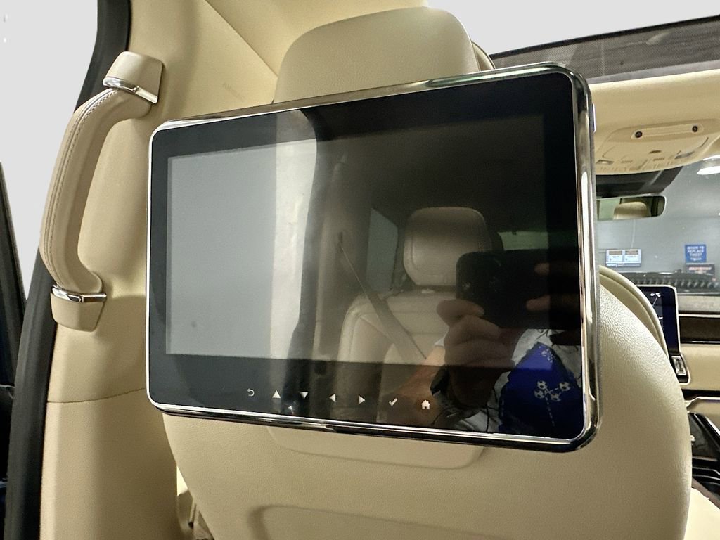 Used 2019 Lincoln Navigator Reserve w/ Cargo Package image 27