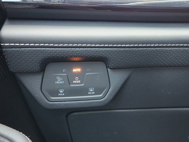 Used 2024 Volkswagen Atlas Cross Sport SE image 24