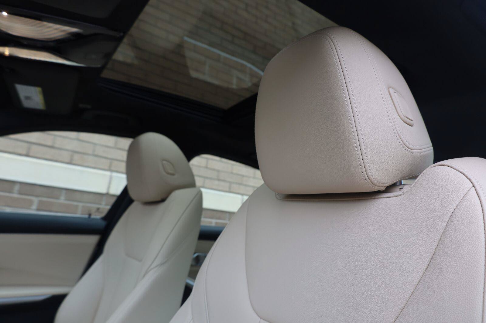 Used 2020 BMW 330i Sedan w/ Premium Package RWD image 20