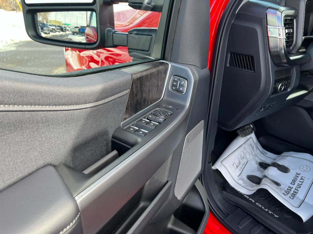 New 2025 Ford F250 Lariat image 11