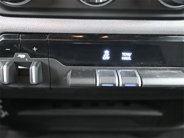 Used 2024 RAM 2500 Big Horn w/ Bed Utility Group image 23