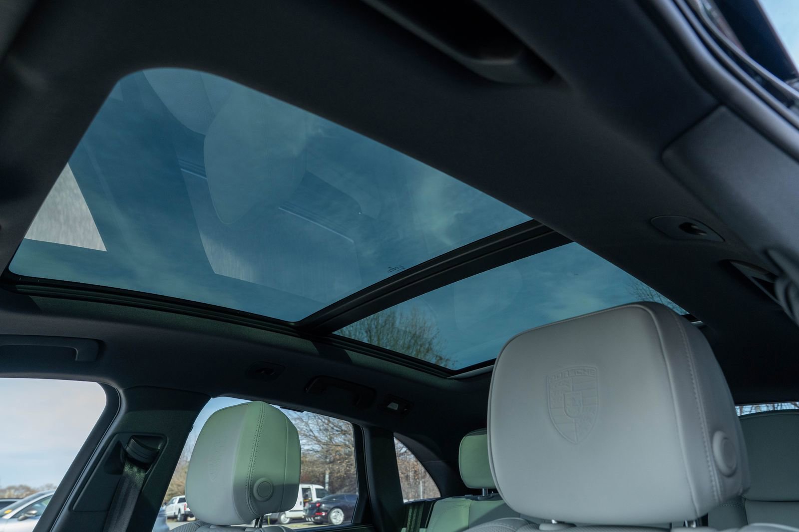 Certified 2026 Porsche Macan S image 33