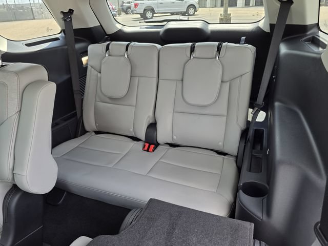 Certified 2026 Ford Explorer Active w/ Active Comfort Package RWD image 20