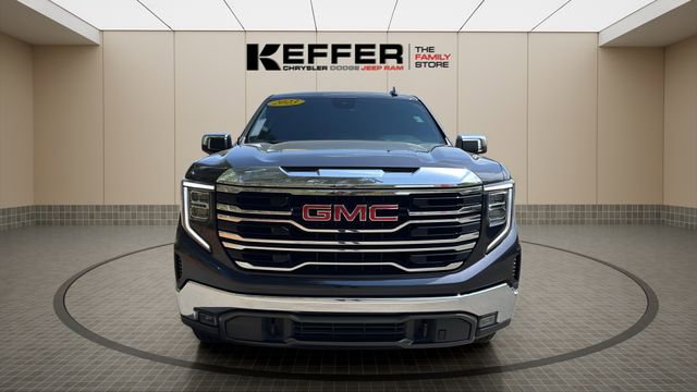 Used 2023 GMC Sierra 1500 SLT w/ SLT Premium Package image 8