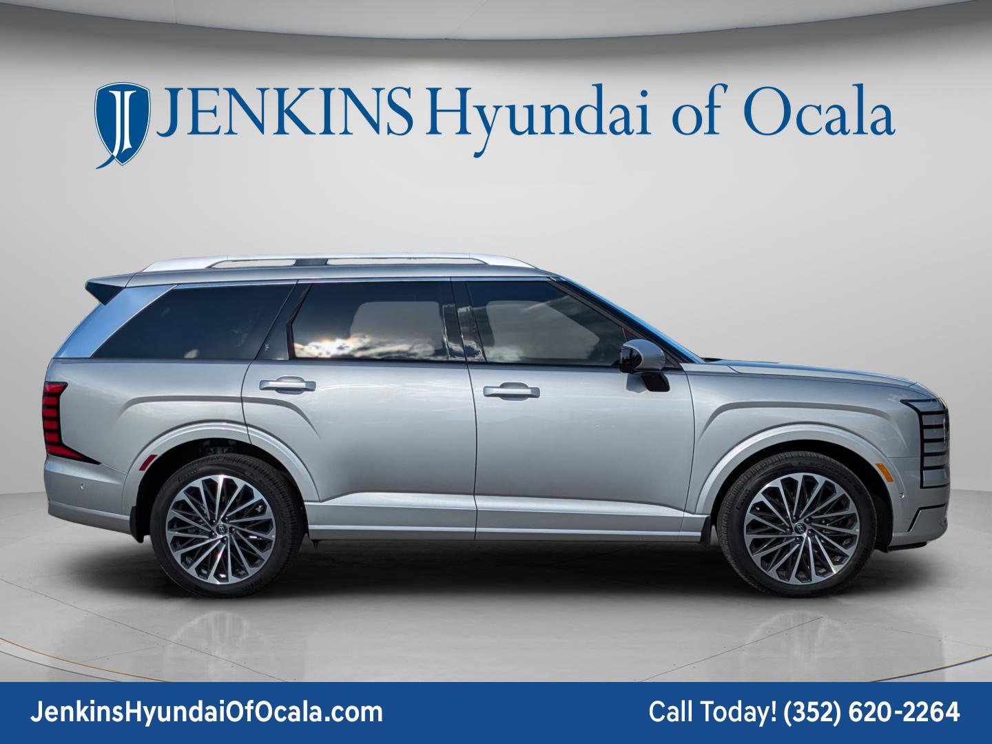 New 2026 Hyundai Palisade Calligraphy FWD image 2
