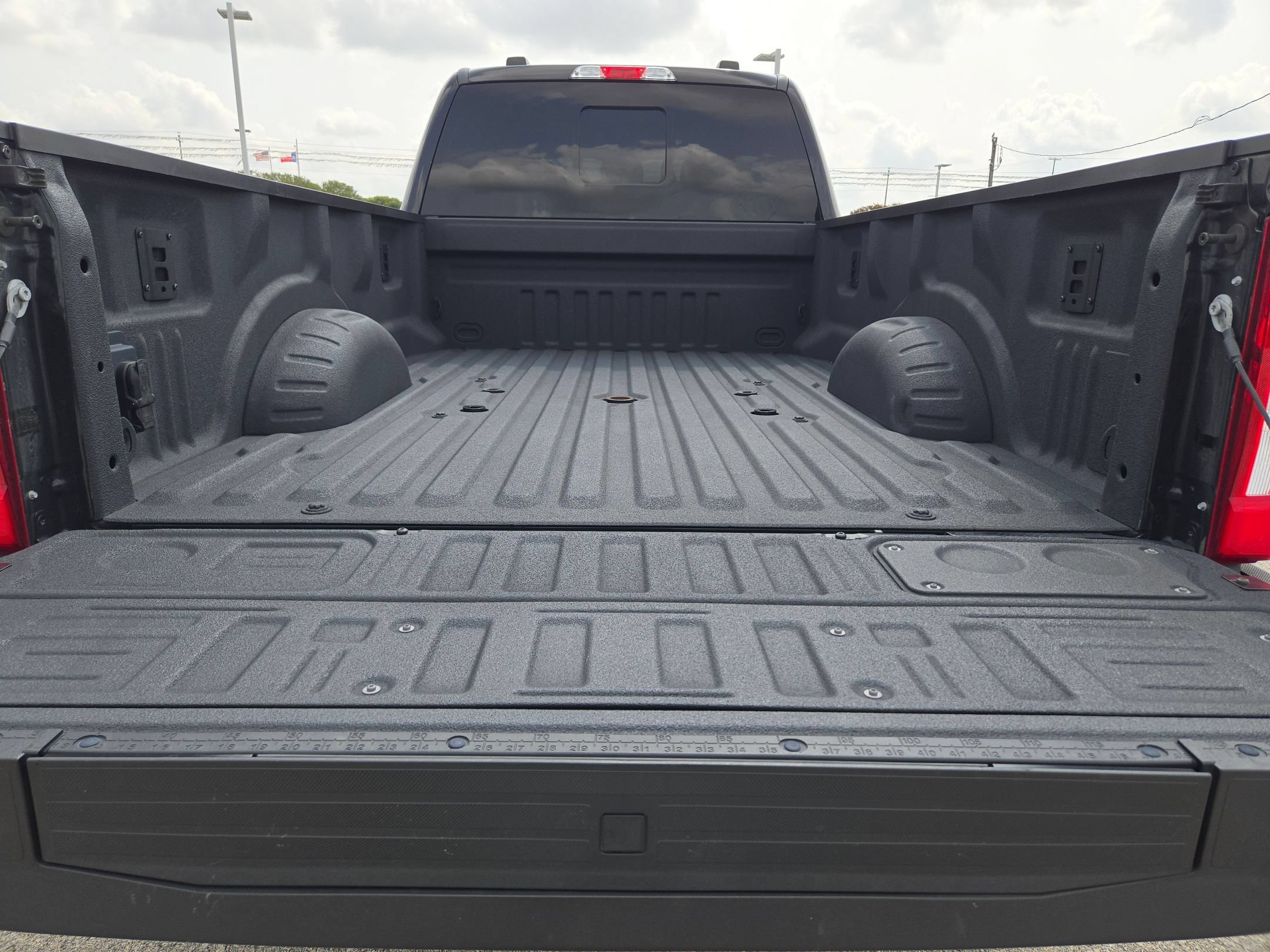 Used 2024 Ford F350 XLT AWD/4WD image 24