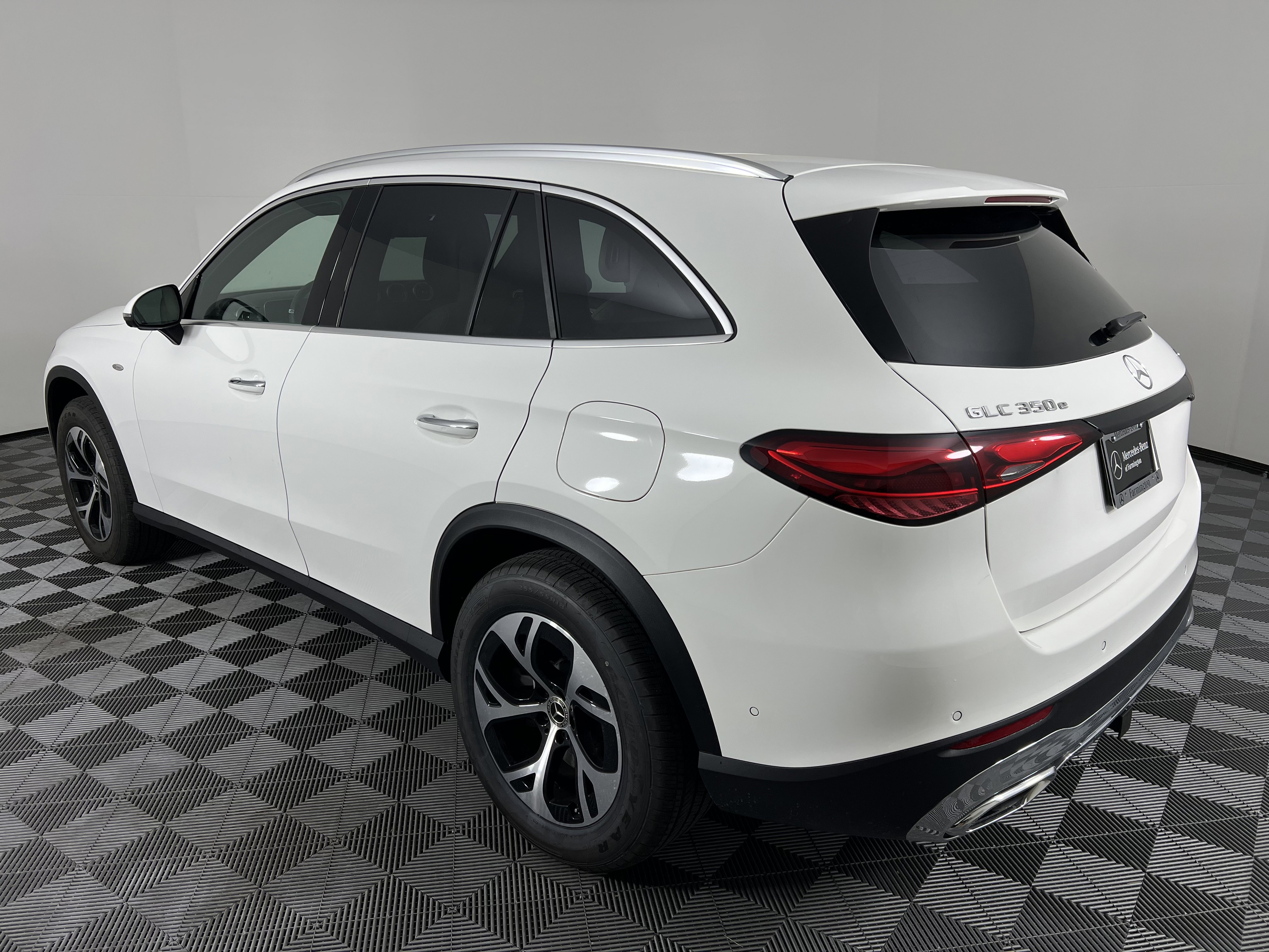 New 2025 Mercedes-Benz GLC 350e 4MATIC image 10