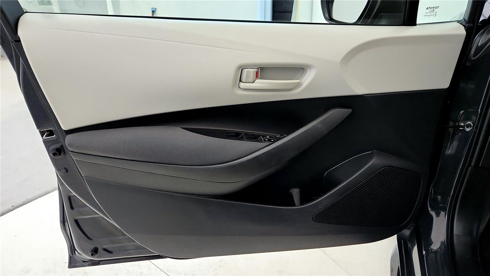 Certified 2023 Toyota Corolla LE image 37