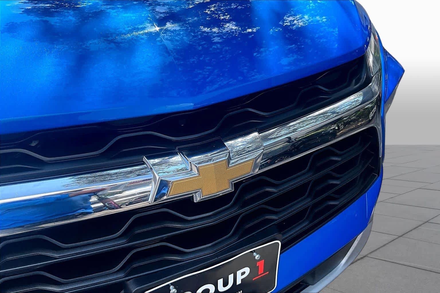 Used 2026 Chevrolet Blazer LT FWD image 32