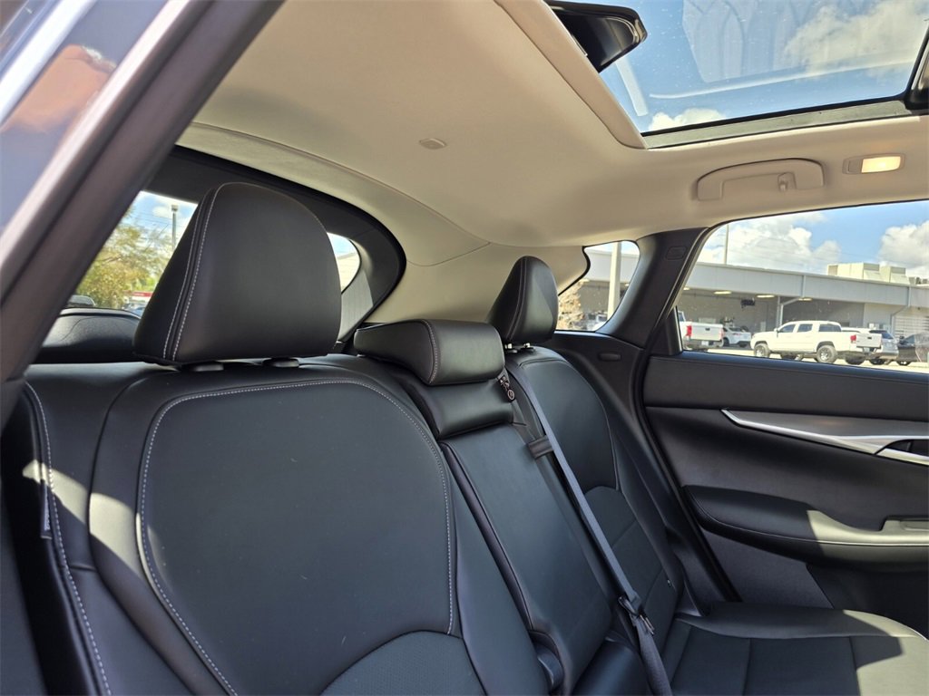 Used 2022 INFINITI QX50 Luxe image 18