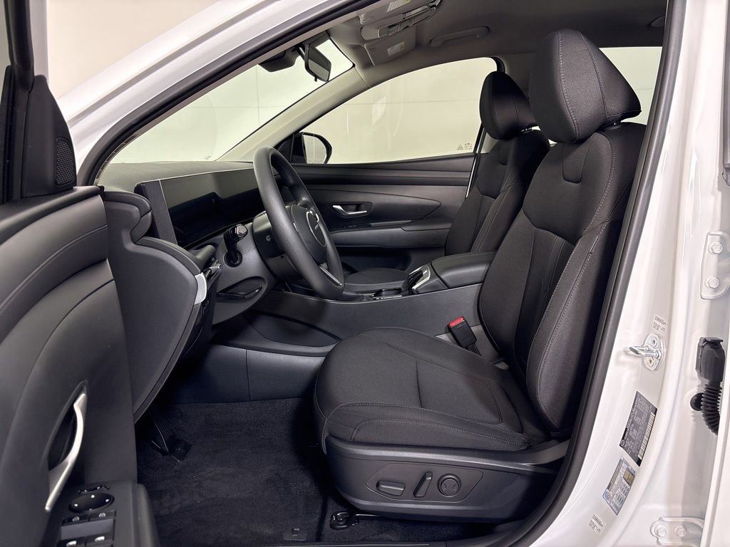 Certified 2025 Hyundai Tucson SEL FWD image 14