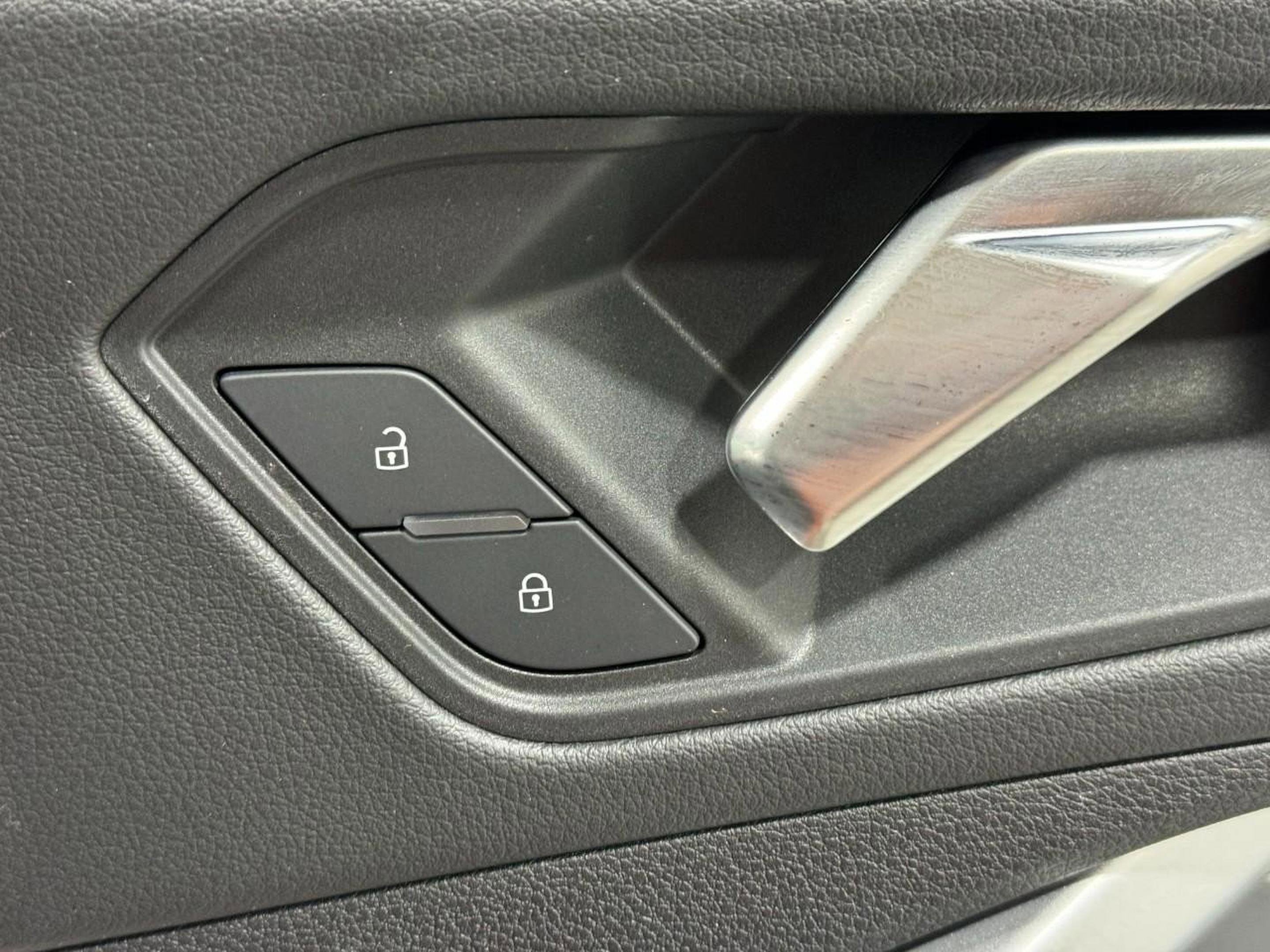 Certified 2022 Audi Q3 2.0T Premium w/ Convenience Package image 20