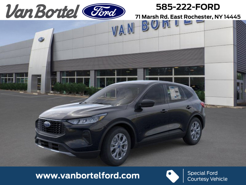 Used 2025 Ford Escape Active w/ Cold Weather Package AWD/4WD image 1