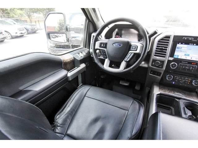 Used 2017 Ford F250 Lariat w/ Lariat Ultimate Package AWD/4WD image 7