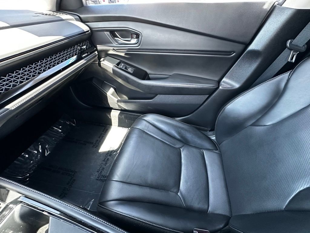 Used 2023 Honda Accord Touring image 23