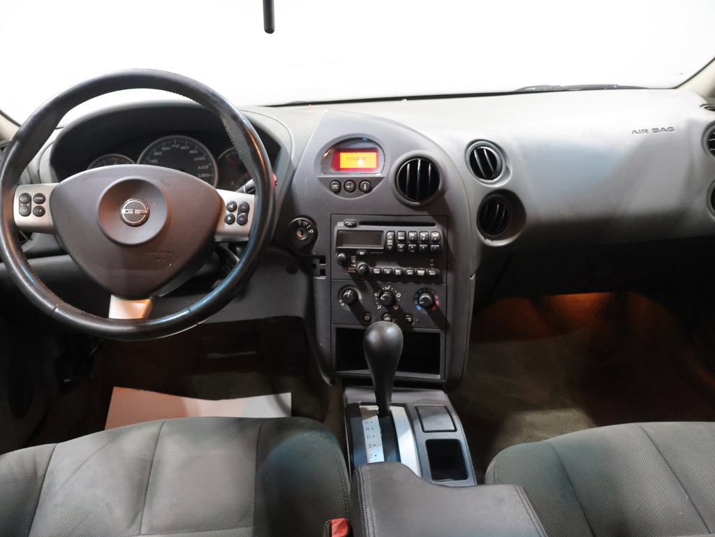 Used 2004 Pontiac Grand Prix GT2 w/ GT Sport Appearance Package FWD image 19
