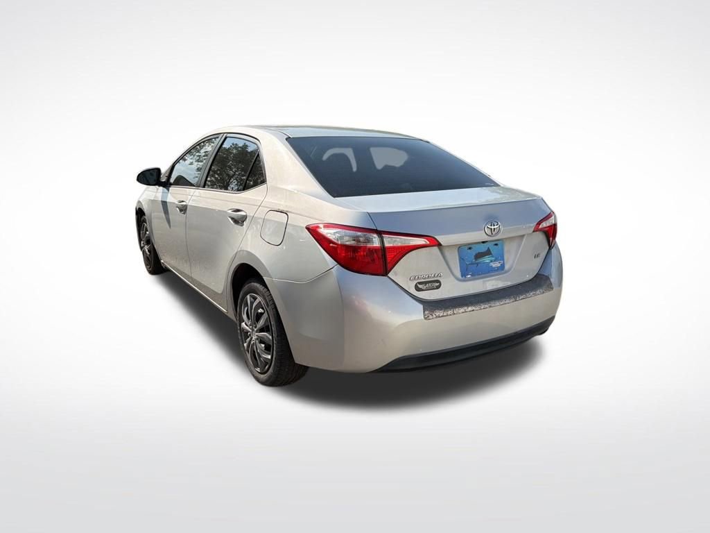 Used 2015 Toyota Corolla LE FWD image 6