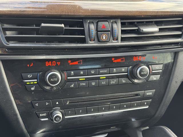 Used 2019 BMW X6 xDrive50i w/ Executive Package image 21