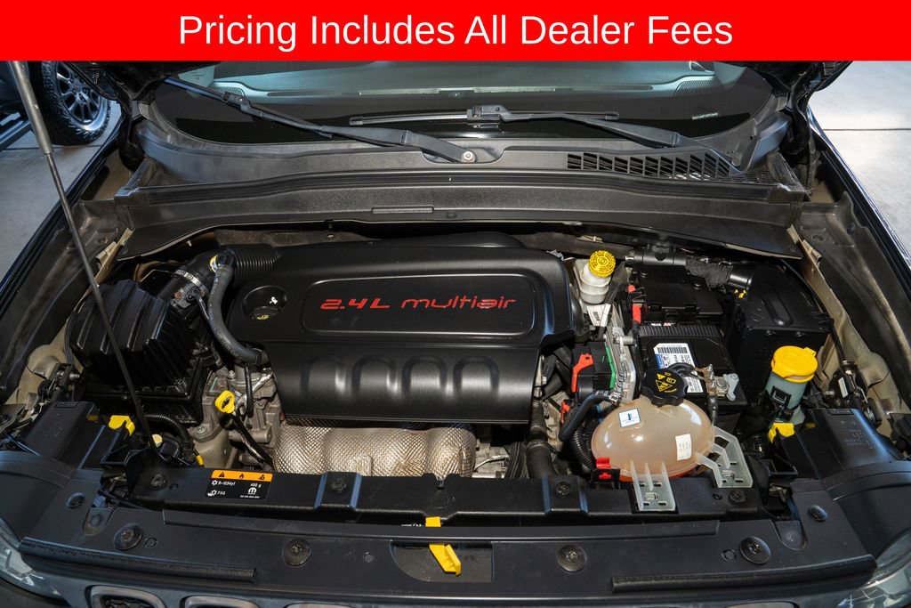 Used 2016 Jeep Renegade 75th Anniversary FWD image 17