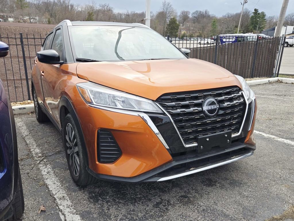 Used 2024 Nissan Kicks SV image 4
