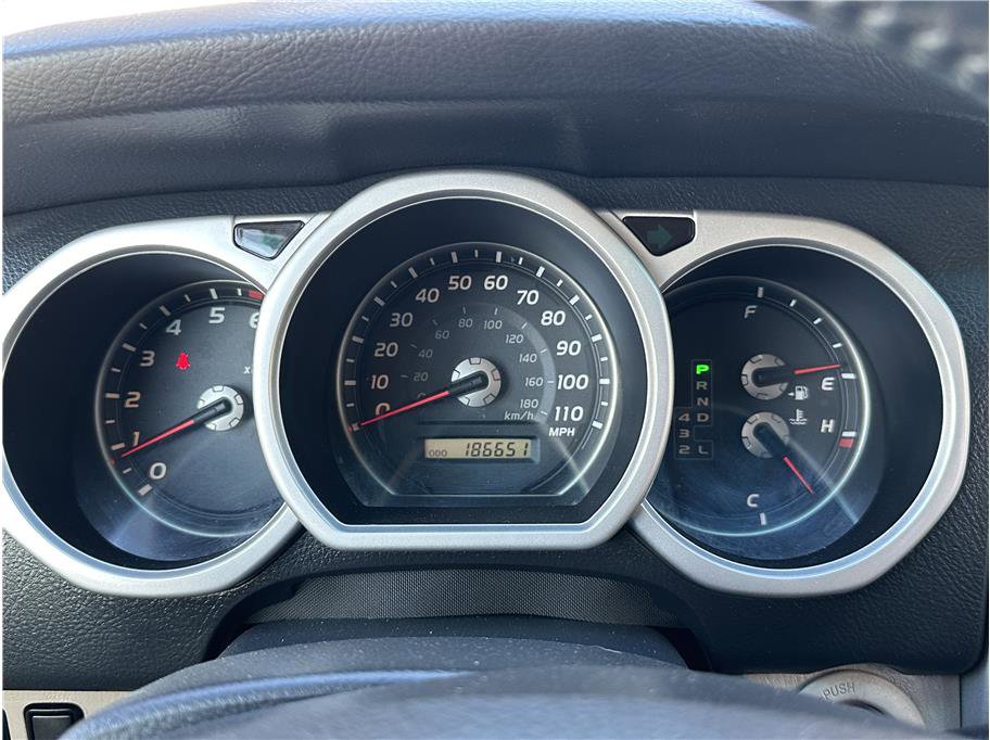 Used 2005 Toyota 4Runner Limited image 24