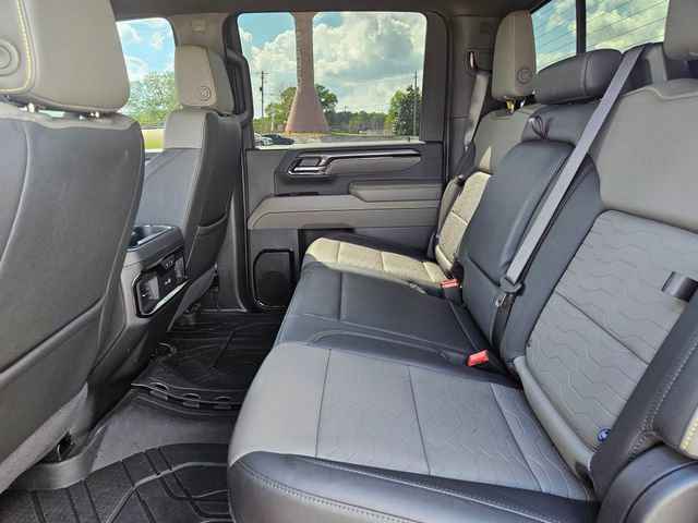 Used 2024 Chevrolet Silverado 2500 ZR2 w/ Technology Package AWD/4WD image 25