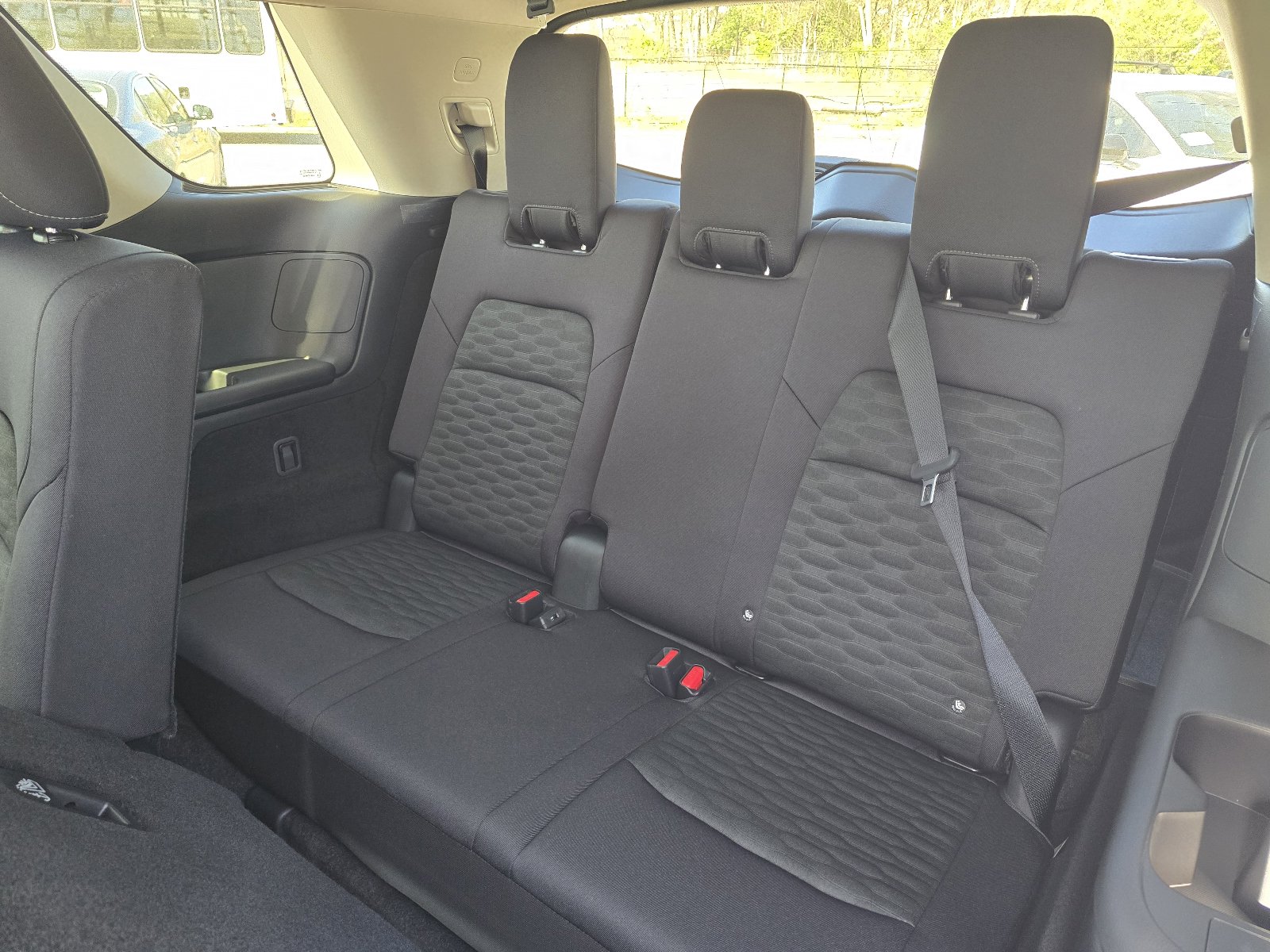 New 2026 Nissan Pathfinder SV image 10