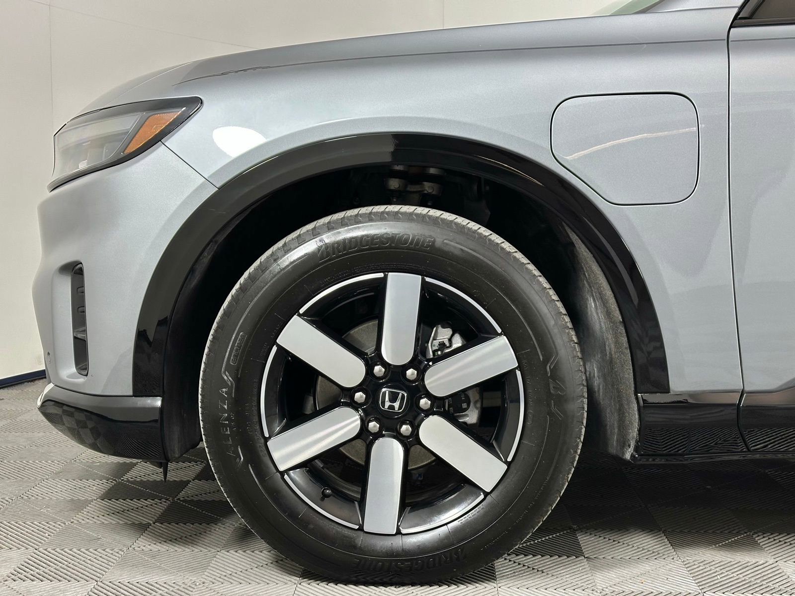 Used 2024 Honda Prologue Touring image 8
