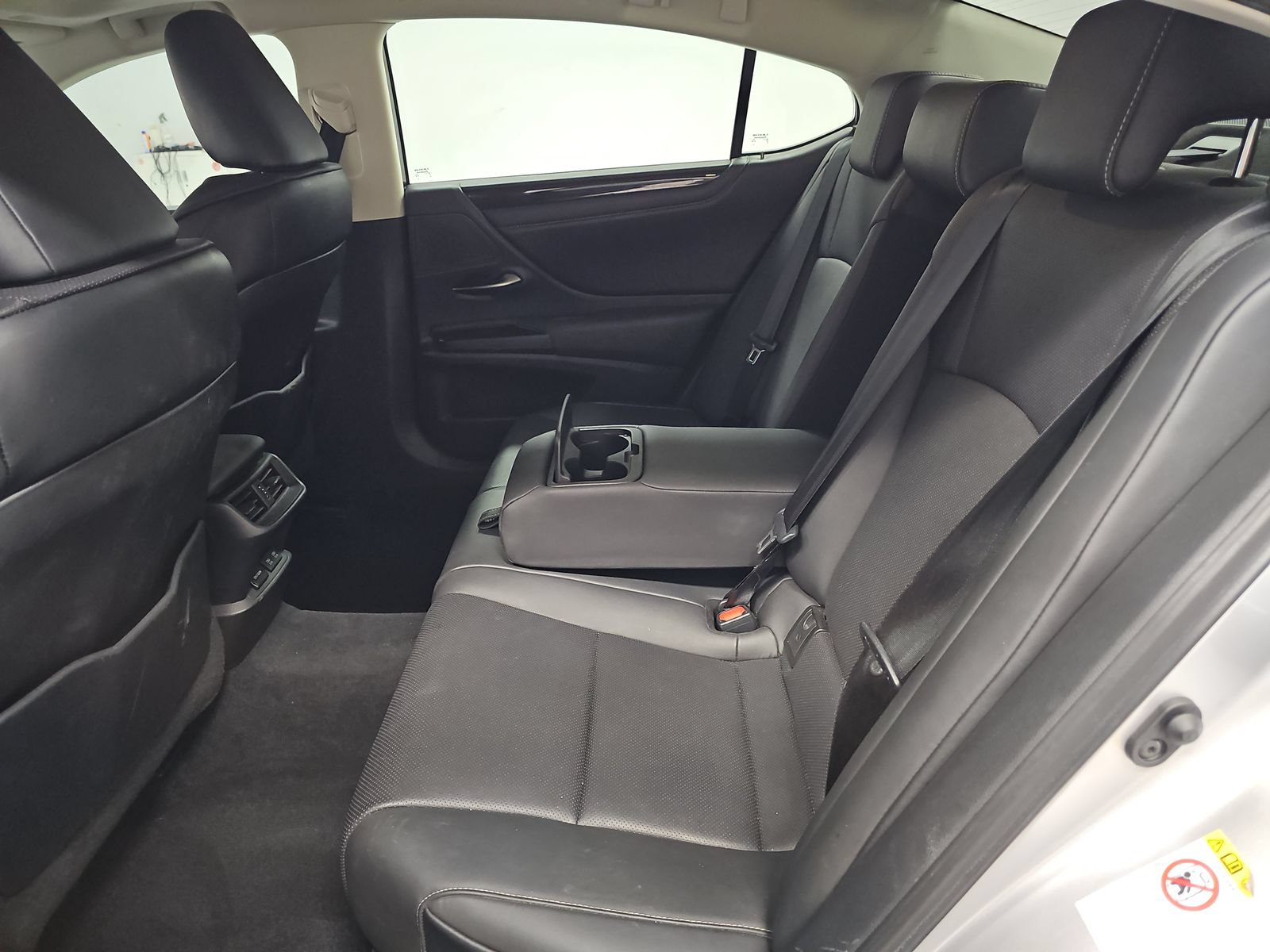 Used 2019 Lexus ES 350 w/ Premium Package FWD image 11