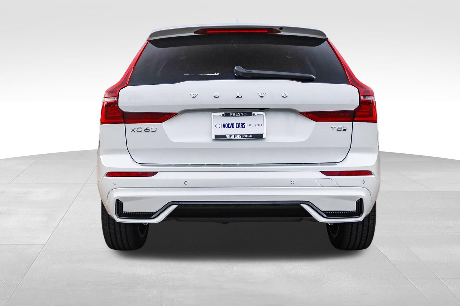 New 2026 Volvo XC60 T8 Plus w/ Climate Package image 6